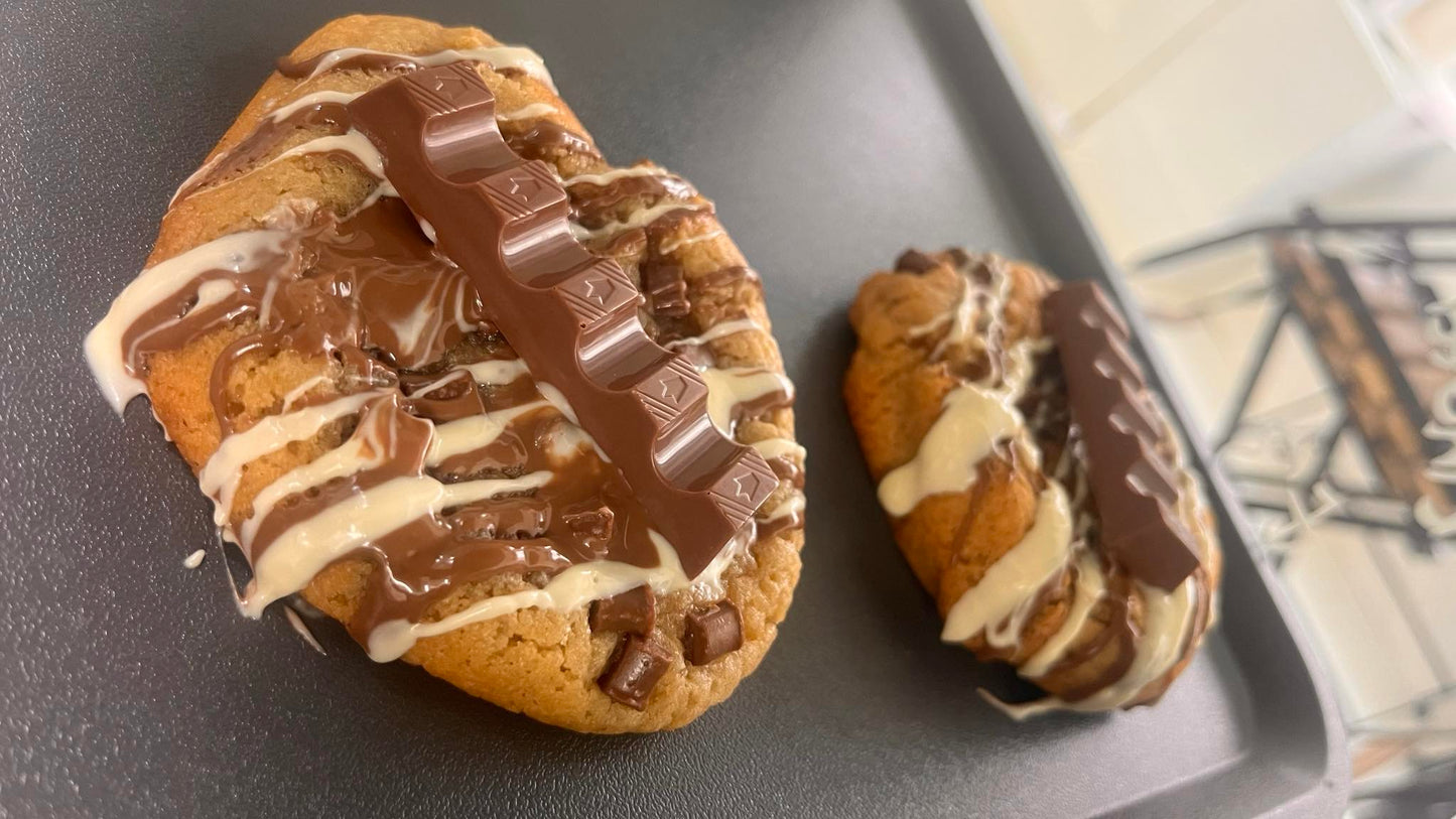 Kinder & Nutella stuffed cookie