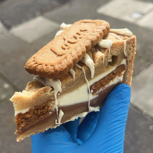 Biscoff & white chocolate cookie pie slice